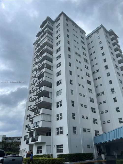 apt-508-1500 S Ocean Blvd, Pompano Beach, FL, 33062-7417 | Card Image