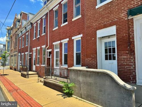 1-109 S Queen St, YORK, PA, 17403-2009 | Card Image