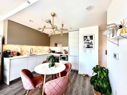 1308-8188 Fraser St, Vancouver, BC, V5X0J8 | Card Image