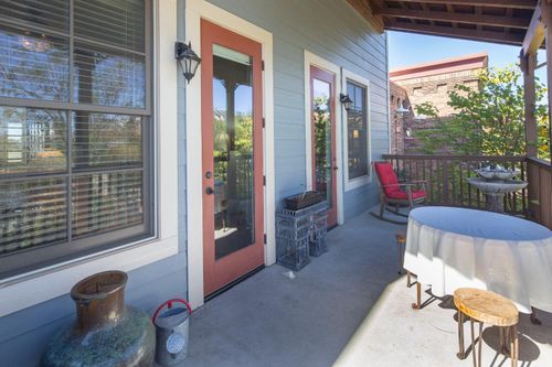 350 Town Square Rd, Copperopolis, CA, 95228-9264 | Card Image