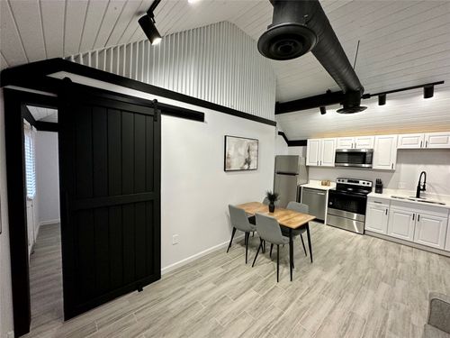 sideapartment-3345 8th Avenue, Fort Worth, TX, 76110 | Card Image