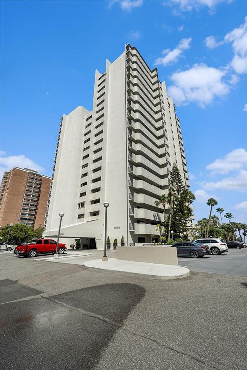 apt-704-4141 Bayshore Blvd, TAMPA, FL, 33611-1804 | Card Image