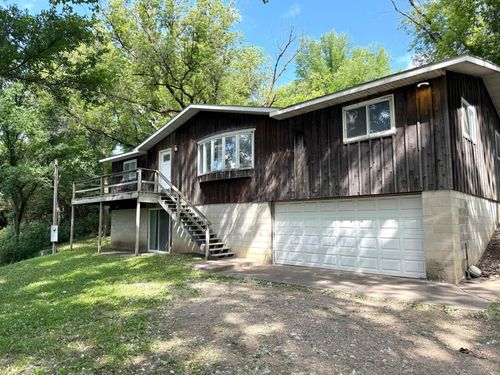 33672 County Road 15, Morton, MN, 56270-1165 | Card Image