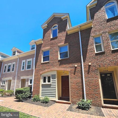 1119 N Stuart St, ARLINGTON, VA, 22201-4782 | Card Image
