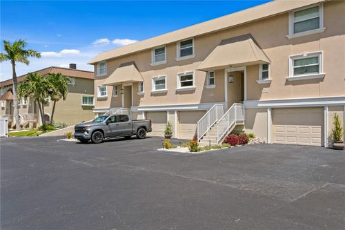 12586 Capri Cir N, TREASURE ISLAND, FL, 33706-4968 | Card Image