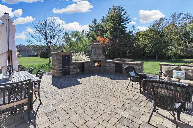 23 Stonegate Dr, House other with 5 bedrooms, 3 bathrooms and null parking in Charleston IL | Image 35