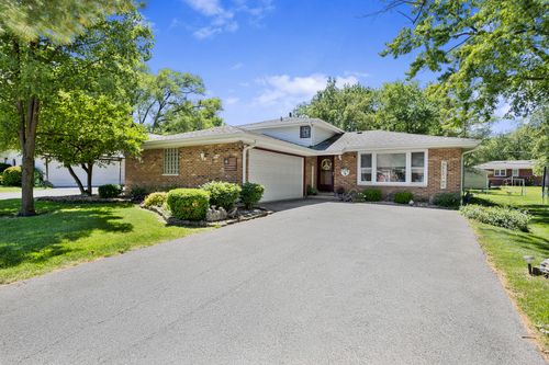 19200 S Champlain Ave, Glenwood, IL, 60425-1832 | Card Image