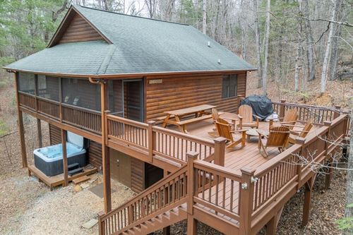 145 Fox Run Ln, Blue Ridge, GA, 30513-7332 | Card Image