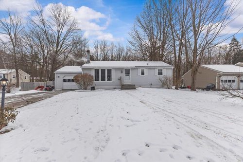 204 Meadow Drive, Colchester, VT, 05446 | Card Image