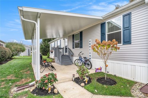 1598 Bogie Ln, Painesville, OH, 44077-4885 | Card Image