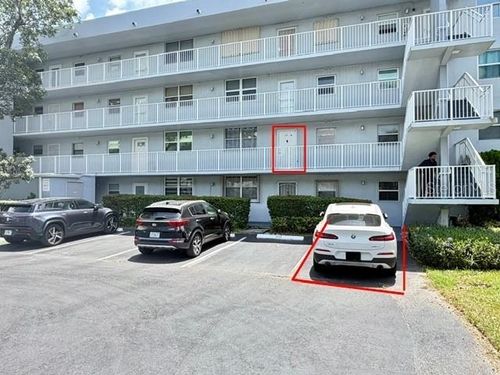 2g-107 Royal Park Dr, Oakland Park, FL, 33309-5837 | Card Image