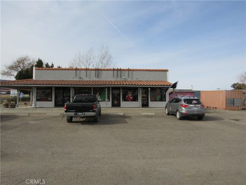 4468 Phelan Rd, Phelan, CA, 92371-4098 | Card Image