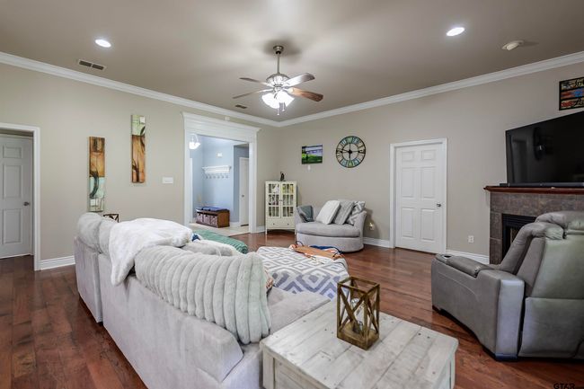 21327 Altuda Ln, House other with 3 bedrooms, 2 bathrooms and null parking in Flint TX | Image 12