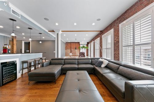 apt-417-2207 Post Office St, Galveston, TX, 77550-1961 | Card Image