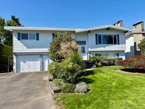 6075 Glengarry Dr, Chilliwack, BC, V2R3G7 | Card Image
