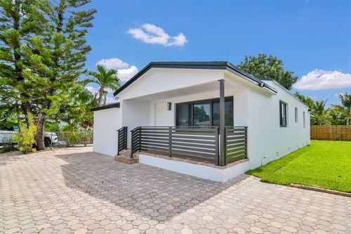85 Sw 30th Ave, Miami, FL, 33135-1206 | Card Image