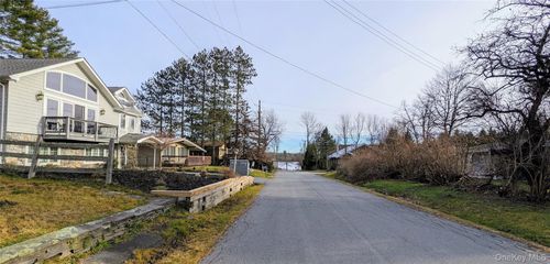 4030 W Shore Dr, Swan Lake, NY, 12783 | Card Image
