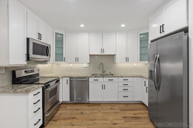 UNIT-64 - 4353 Nobel Dr, Townhouse with 3 bedrooms, 3 bathrooms and 2 parking in San Diego CA | Image 12
