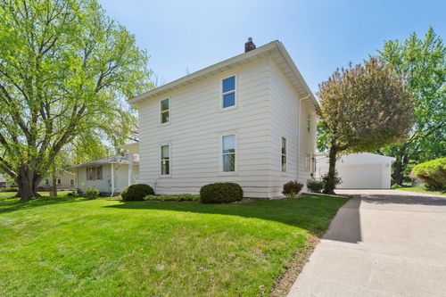 807 2nd St Sw, Faribault, MN, 55021-5817 | Card Image