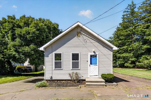 21 Edgemere Rd, East Haven, CT, 06512 | Card Image