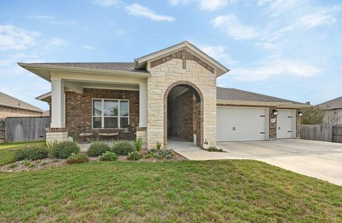 216 Helena Ln, Kyle, TX, 78640-2736 | Card Image