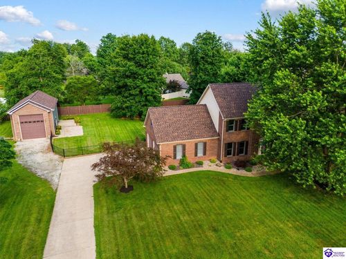 245 Thoroughbred Ln, Elizabethtown, KY, 42701-9086 | Card Image