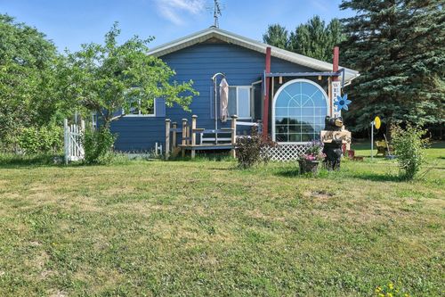 8698 Big Stone Lake Rd, Evart, MI, 49631-8733 | Card Image