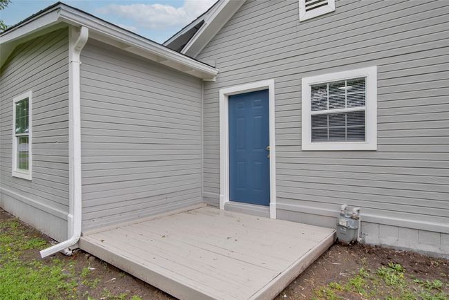 905 N Music St, House other with 3 bedrooms, 2 bathrooms and null parking in Sherman TX | Image 14