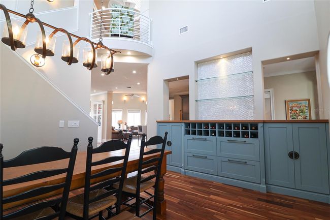 11105 5 Th St E, House other with 4 bedrooms, 4 bathrooms and null parking in TREASURE ISLAND FL | Image 8