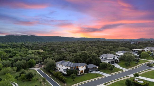 Your private estate on nearly an acre in a prestigious gated community in the heart of Austin’s hill country. | Image 40