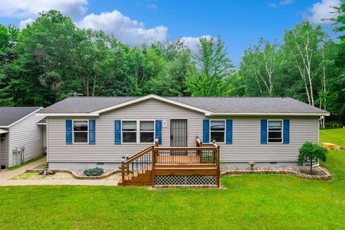 N2274 Schacht Road, Peshtigo, WI, 54143 | Card Image
