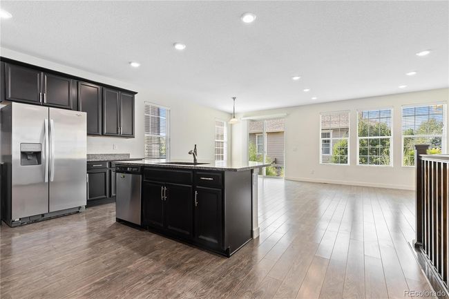 2042 Sicily Cir, House other with 4 bedrooms, 3 bathrooms and 2 parking in Longmont CO | Image 6