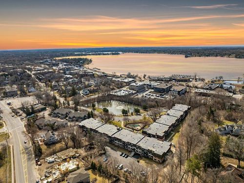 apt-208-205 Barry Ave S, Wayzata, MN, 55391-1638 | Card Image