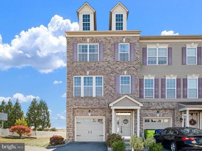 1573 E Matisse Drive, Townhouse with 3 bedrooms, 2 bathrooms and null parking in MIDDLETOWN DE | Image 1