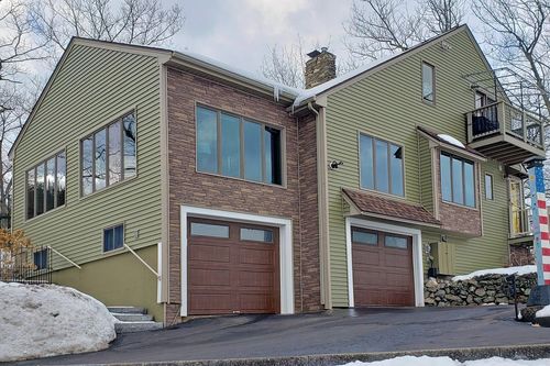 1 Grandview Ave, Derry, NH, 03038-3977 | Card Image