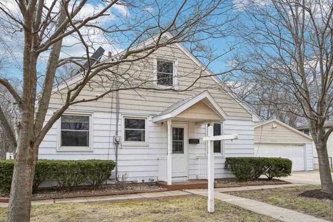 1301 Wyldhaven Avenue, House other with 3 bedrooms, 2 bathrooms and null parking in Monona WI | Image 53