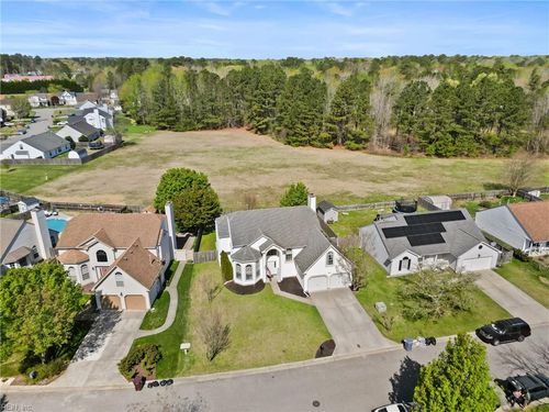 2016 Coral Ivy Ln, Chesapeake, VA, 23323-6371 | Card Image