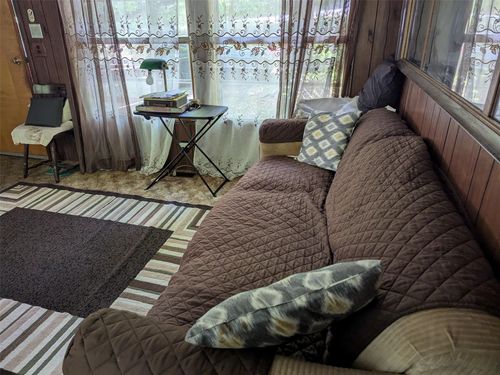 470 Peenpack Trl, Huguenot, NY, 12746-5023 | Card Image