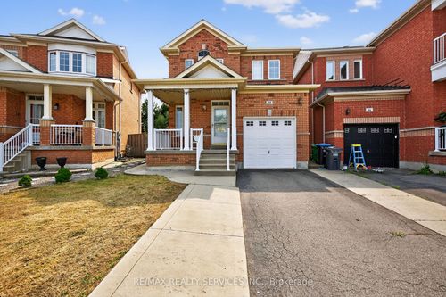 18 Fishing Cres, Brampton, ON, L6V4T4 | Card Image
