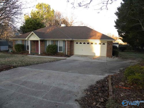 104 Prairie Ct, Madison, AL, 35758-7628 | Card Image