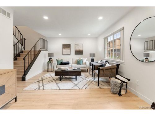 24-750 Tabor St, Lakewood, CO, 80401-4726 | Card Image