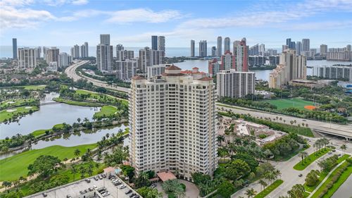 apt-2415-19501 W Country Club Dr, Aventura, FL, 33180-2481 | Card Image