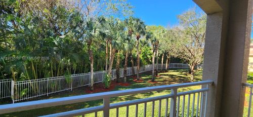 207-6530 Emerald Dunes Dr, West Palm Beach, FL, 33411 | Card Image