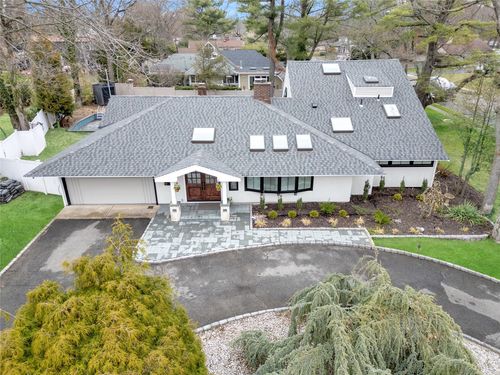 77 Dogleg Ln, Roslyn Heights, NY, 11577-2701 | Card Image