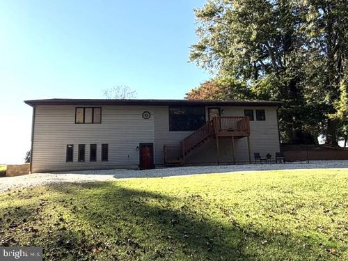 1570 Fork Landing Rd, MILFORD, DE, 19963-5926 | Card Image