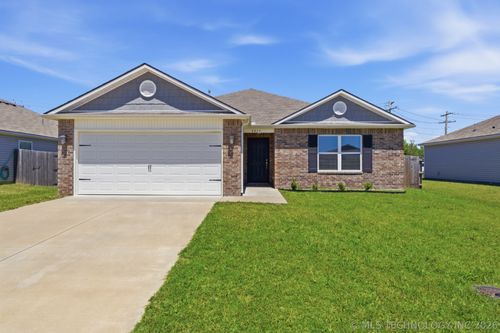 7513 E 145th St N, Collinsville, OK, 74021-4883 | Card Image