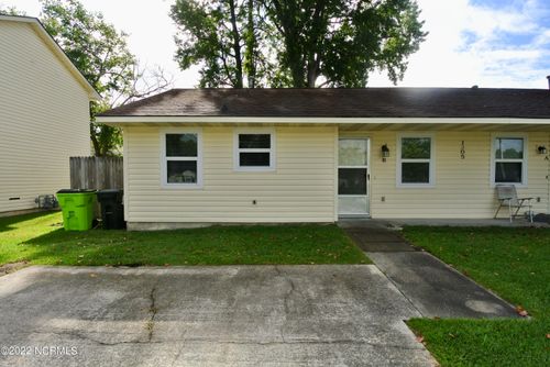 a-1305 Stallings Pkwy, New Bern, NC, 28562-2855 | Card Image