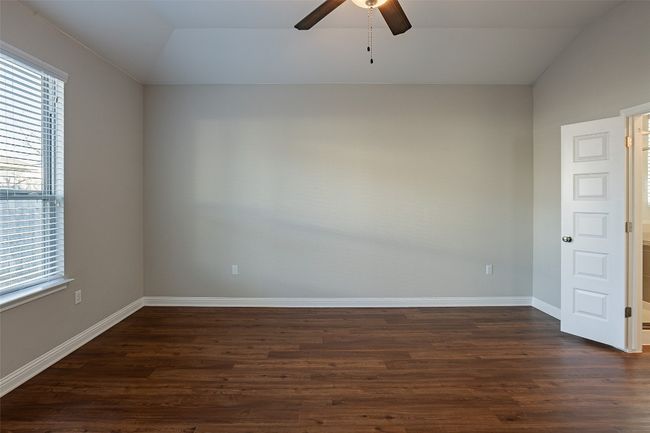 8108 Mc Kamy Dr, House other with 4 bedrooms, 4 bathrooms and 2 parking in Austin TX | Image 25