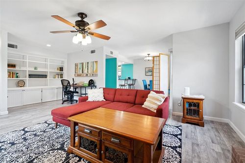 apt-231-4400 Hemingway Dr, Oklahoma City, OK, 73118-2244 | Card Image