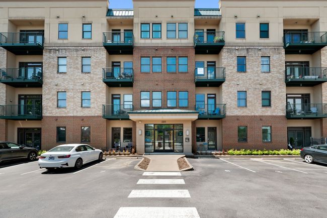 APT-108 - 2201 8 Th Ave S, Condo with 2 bedrooms, 2 bathrooms and 2 parking in Nashville TN | Image 22